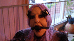 www.bondagecrossdresser.com - Gothgirl Ziptied thumbnail